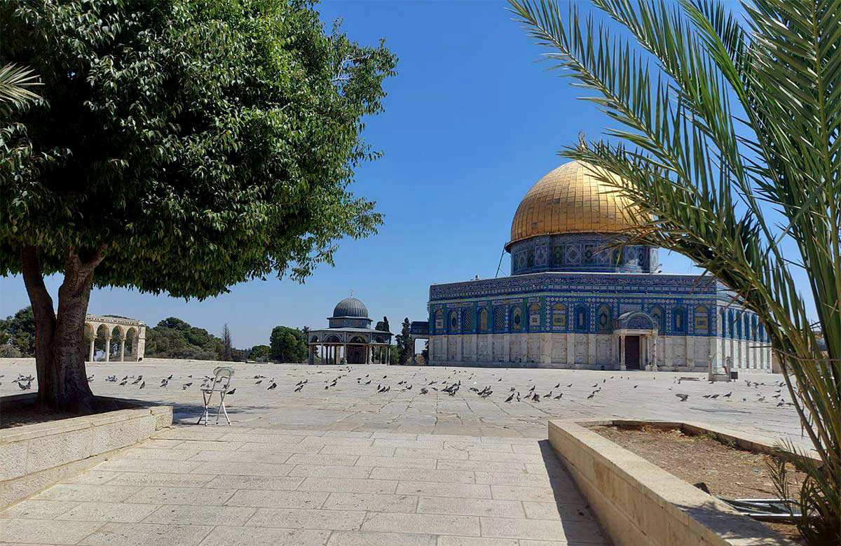 نواب وخبراء: إغلاق الأقصى انتهاك لحرية العبادة 