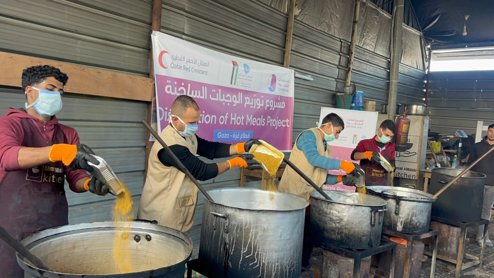 شراكة أردنية–قطرية لتوزيع الطعام على نازحين بغزة