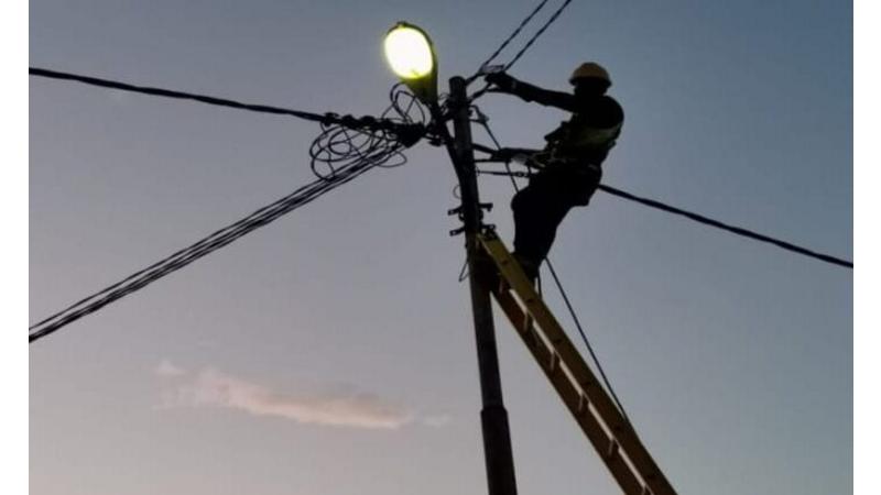 فصل التيار الكهربائي عن مناطق بلواء الطيبة 