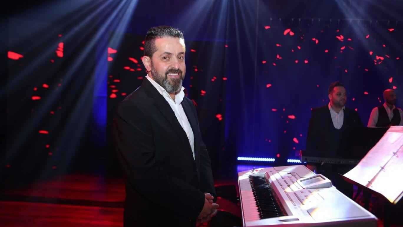 إيلي العليا يكشف كواليس آه يا أبو مجد مع ملحم بركات