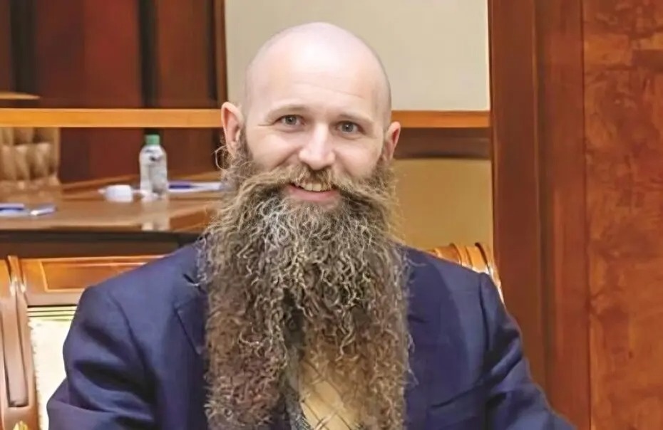 أسئلة نيابية حول تحركات السفير الأمريكي في الاردن