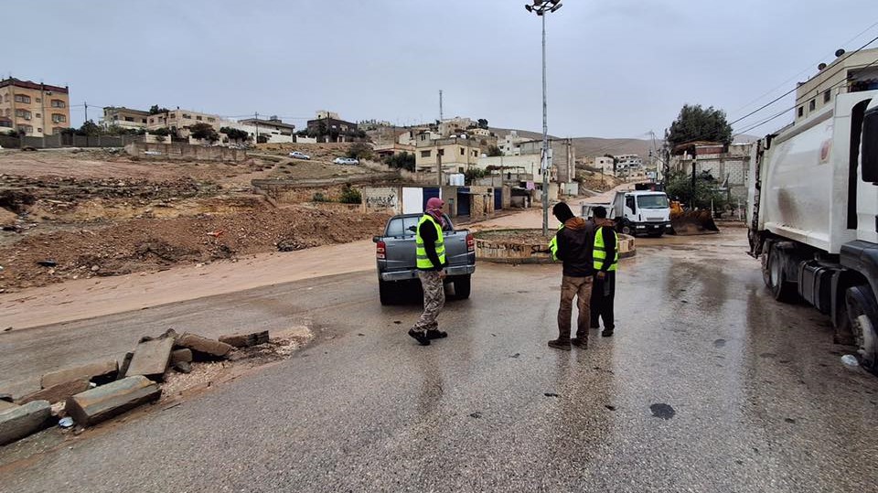 إغلاق شارع وادي أبو الزيغان بسبب غزارة الأمطار