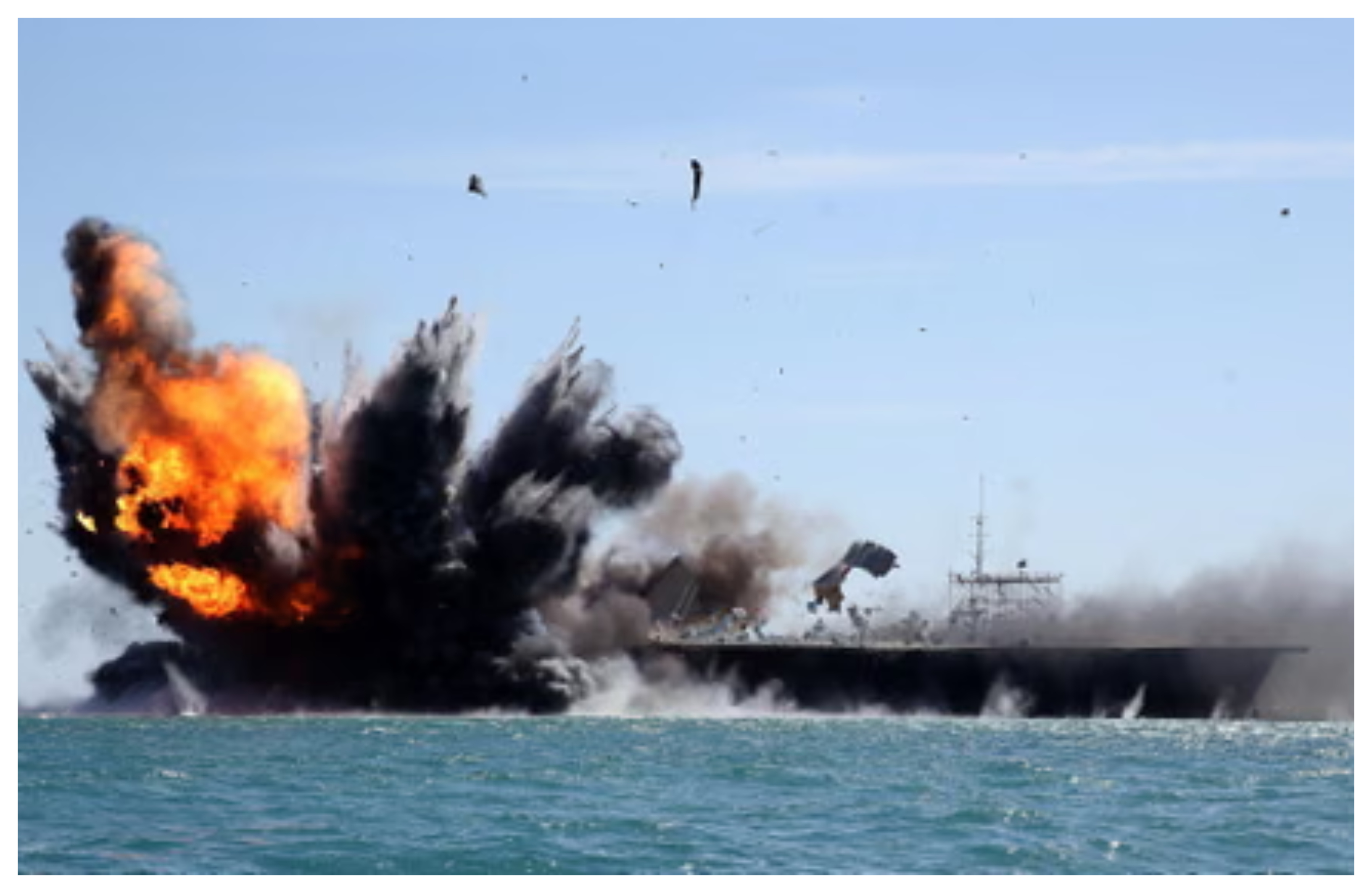 الحرس الثوري الإيراني يضرب حاملة أمريكية وناقلات نفط