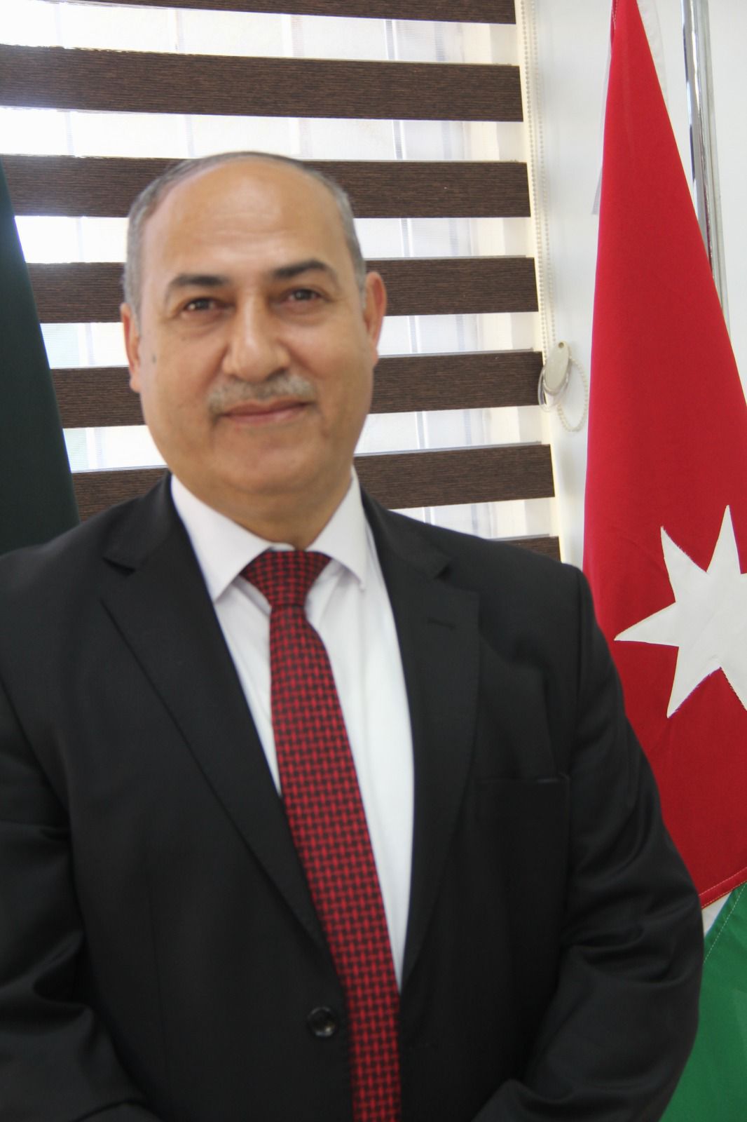 تهنئة لــــ  الدكتور  محمد الحوري