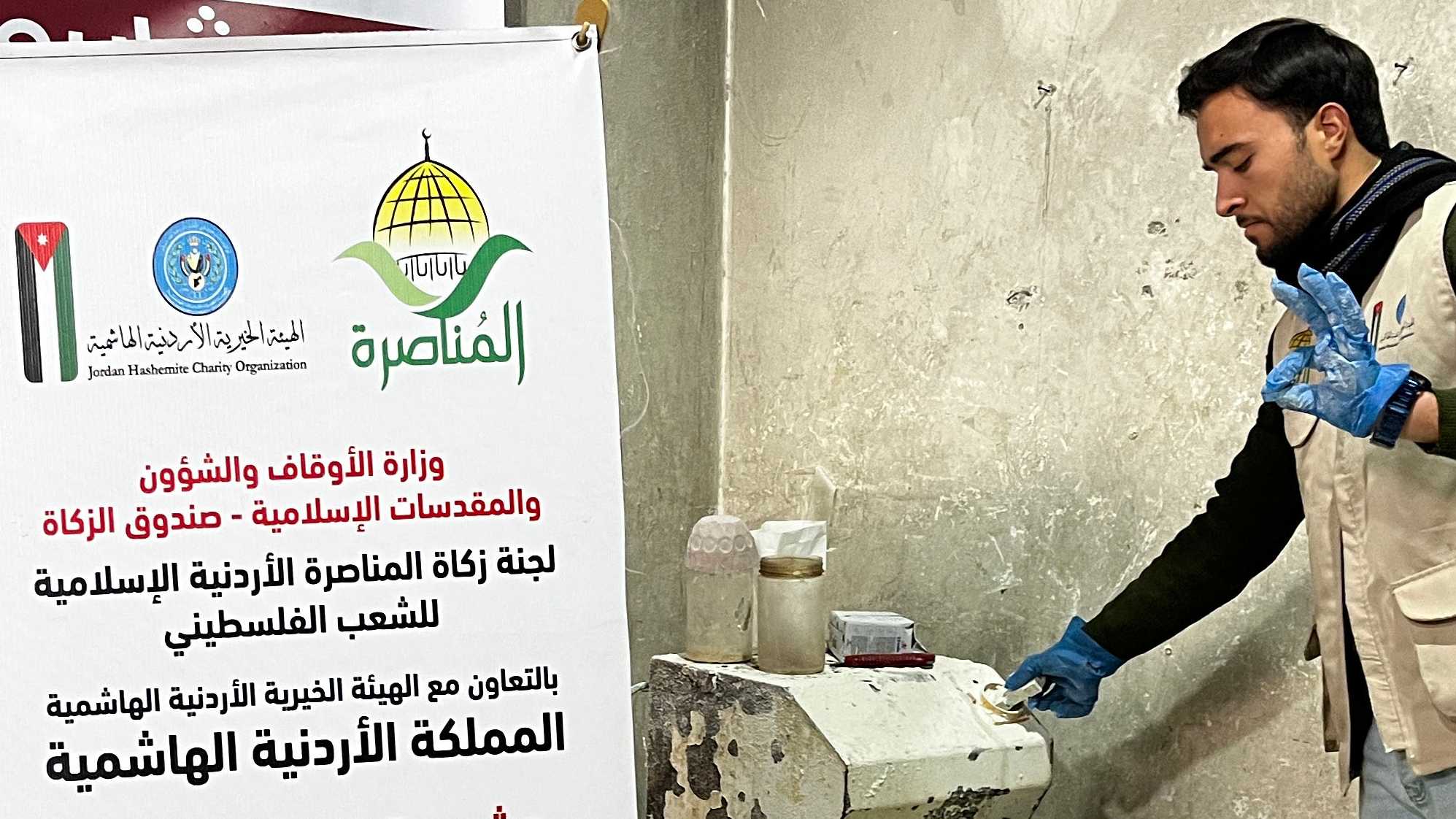 الخيرية الهاشمية وزكاة المناصرة تواصلان توزيع الخبز يوميًا في غزة