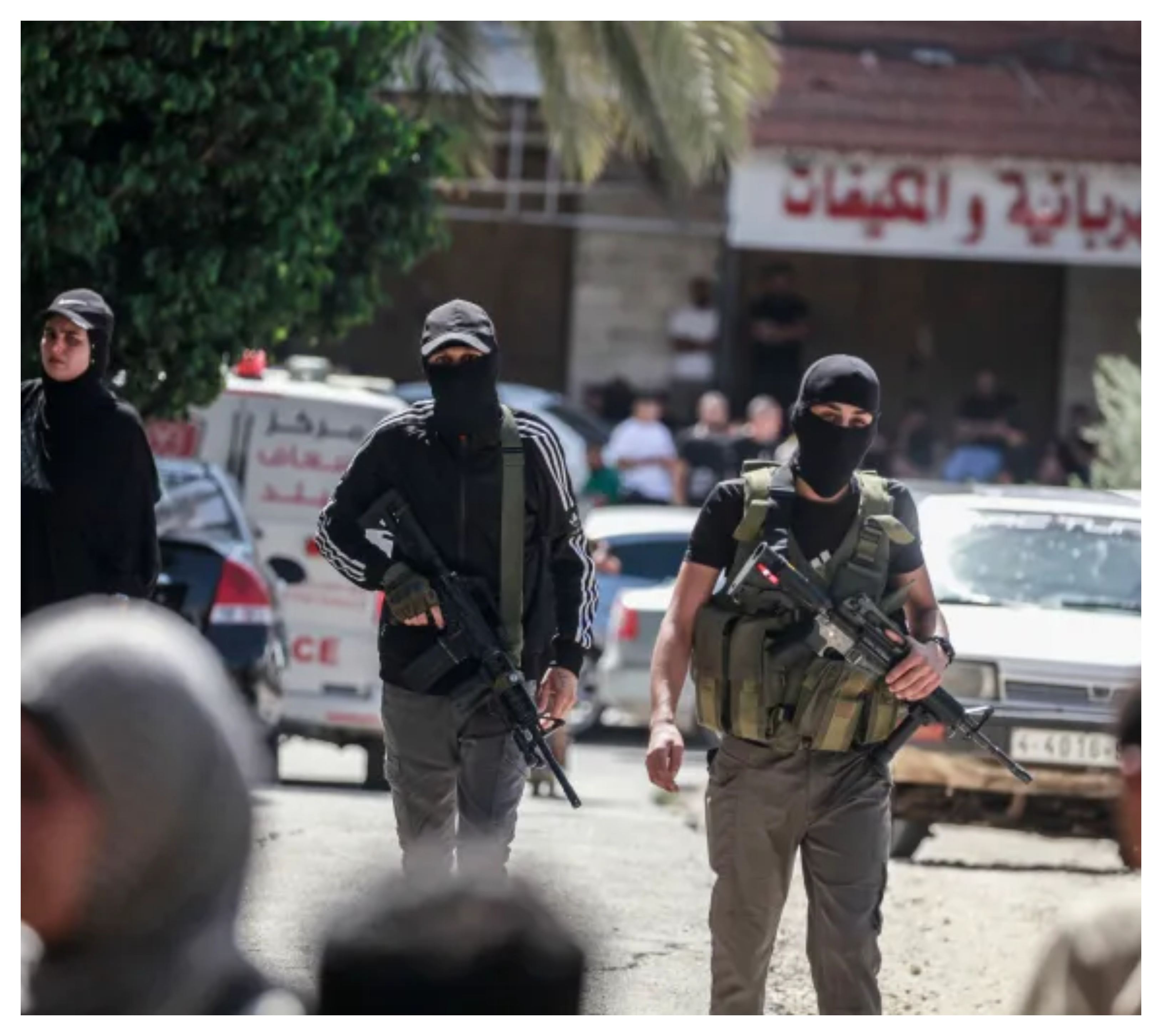  عشرات المسلحين يسلّمون أنفسهم للأجهزة الأمنية التابعة لحماس