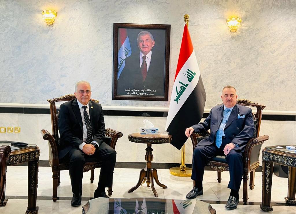 رئيس عمّان الأهلية يزور سفير جمهورية العراق لدى الأردن