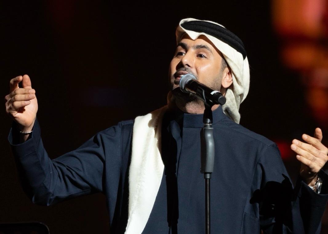 فؤاد عبدالواحد يغني ألبومه الجديد على مسرح محمد عبده أرينا