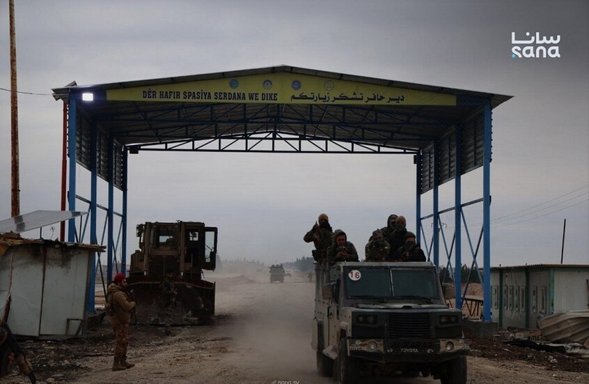 المئات من عناصر قسد يسلمون أنفسهم للجيش