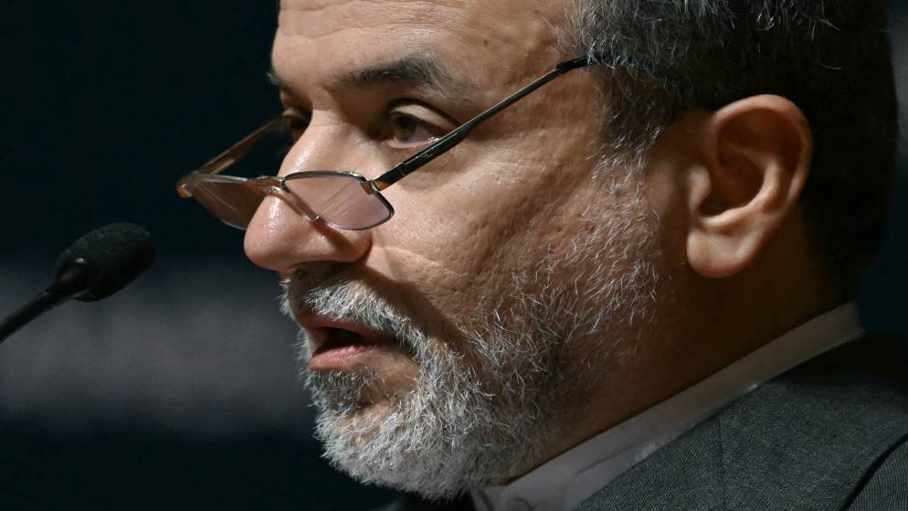 وزير الخارجية الإيراني يصل إلى جنيف للمشاركة في المباحثات مع واشنطن