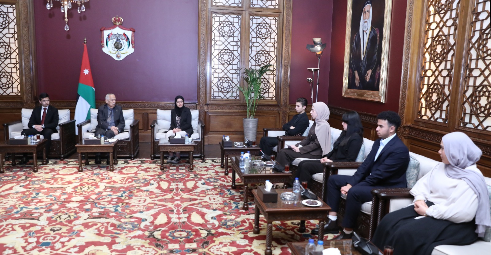 العيسوي يلتقي فعاليات مجتمعية وشبابية ..  صور