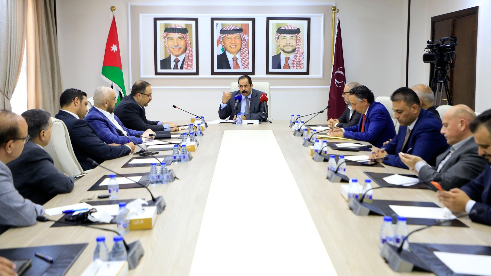 النقل النيابية تبحث أبرز تحديات شركات الطيران المحلية