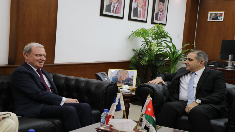 وزير الاستثمار يستقبل السفير الفرنسي لدى الأردن