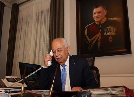 مندوبا عن الملك وولي العهد ..  العيسوي يعزي عشيرة الفاعوري