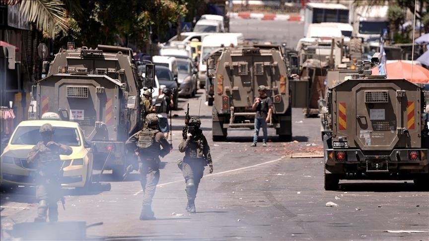 إصابة شابين فلسطينيين برصاص الجيش الإسرائيلي