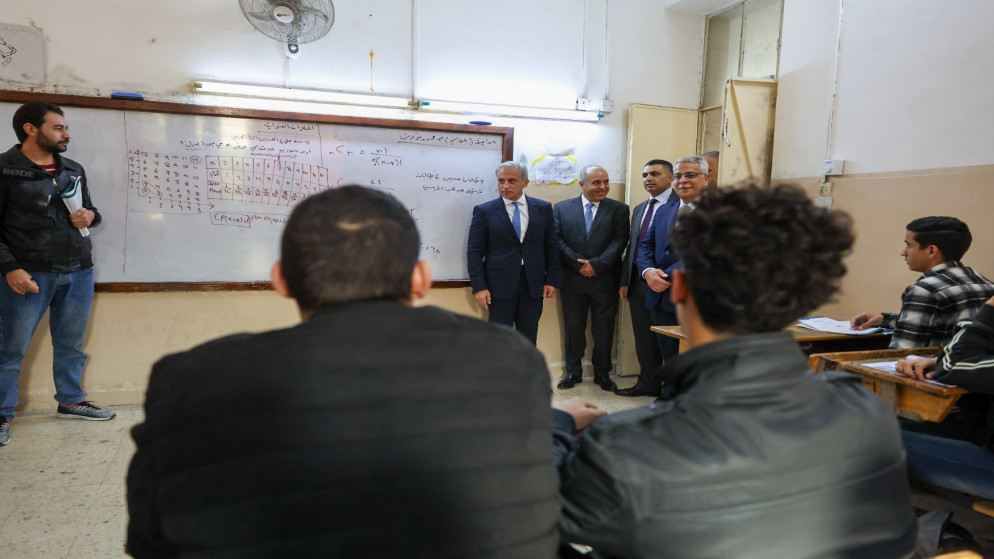 حسّان يوجّه بتوسعة وصيانة مدرسة إربد الثانوية للبنين