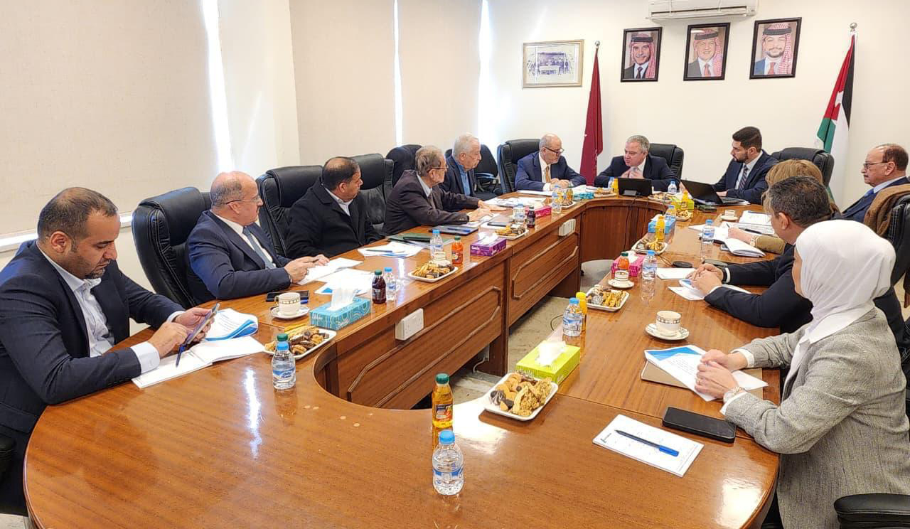 النابلسي رئيساً لمجلس إدارة شركة مصانع الإسمنت