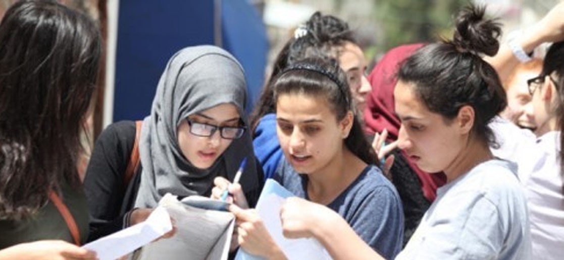 الإناث يتصدرن نتائج التوجيهي 2025 بـ22 مركزًا  
