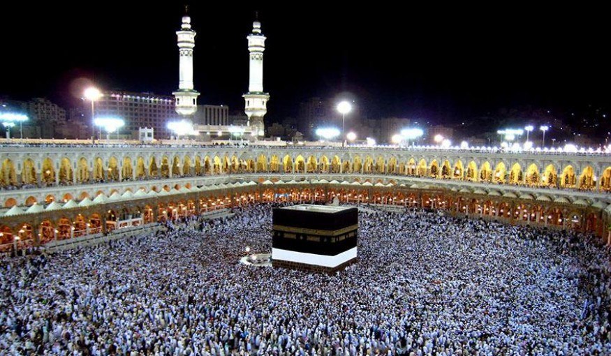 شاشات ذكية متعددة اللغات في خدمة المعتمرين