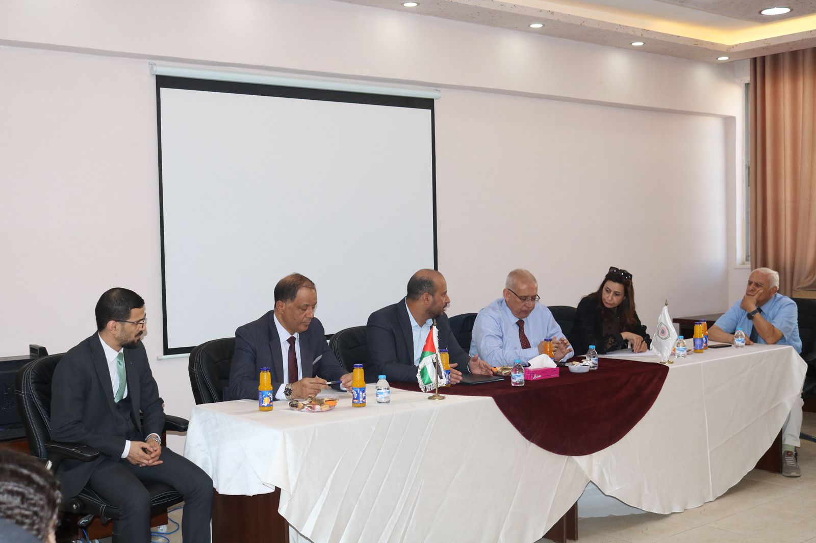 الكلية العربية للتكنولوجيا تنظم ورشة عن إدارة العمليات السياحية