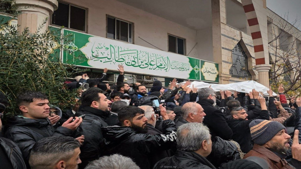 تشييع ضحايا التفجير الإرهابي بمسجد في حمص