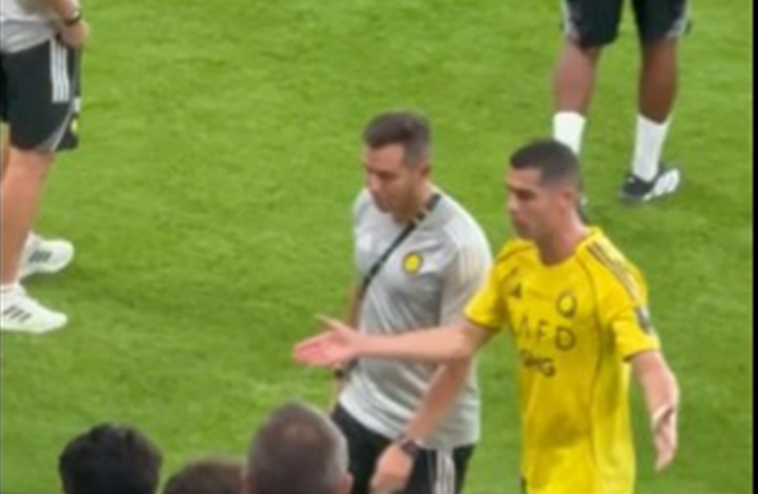 شاهد  ..  رد فعل رونالدو بعد إقصاء النصر من كأس ملك السعودية