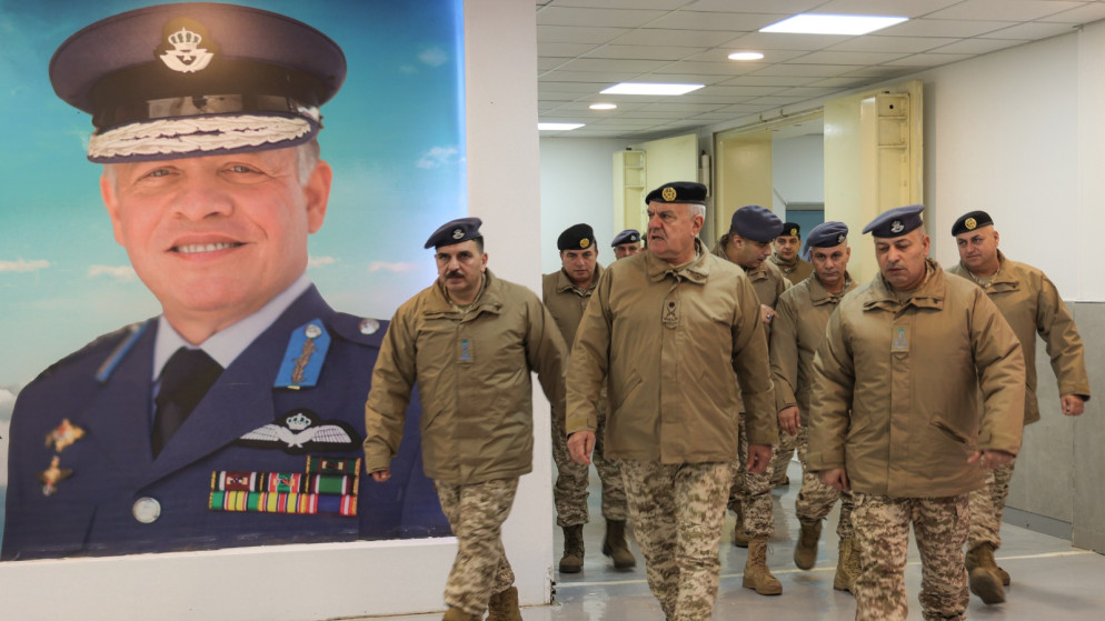 اللواء الحنيطي يلتقي مرتبات من سلاح الجو