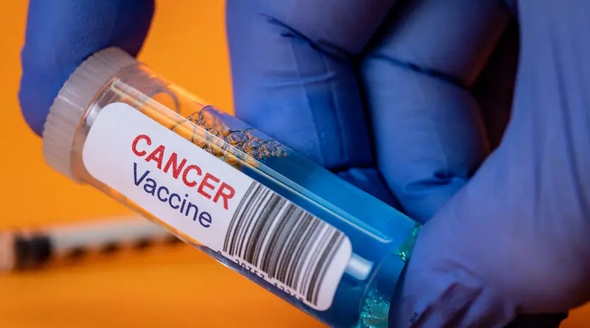 روسيا تبدأ أولى التجارب السريرية للقاح ضد الأورام السرطانية