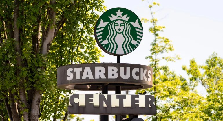ستاربكس تتخلى عن السيطرة في ثاني أكبر أسواقها