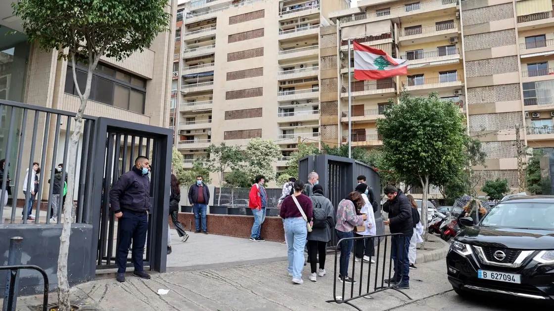 فضيحة تزوير تهز جامعة لبنانية شهيرة