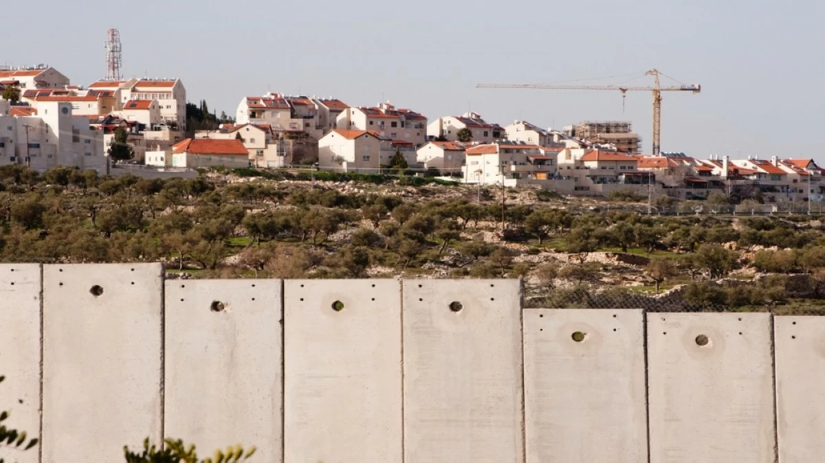 الاحتلال يوافق على بناء 800 وحدة استيطانية في الضفة 