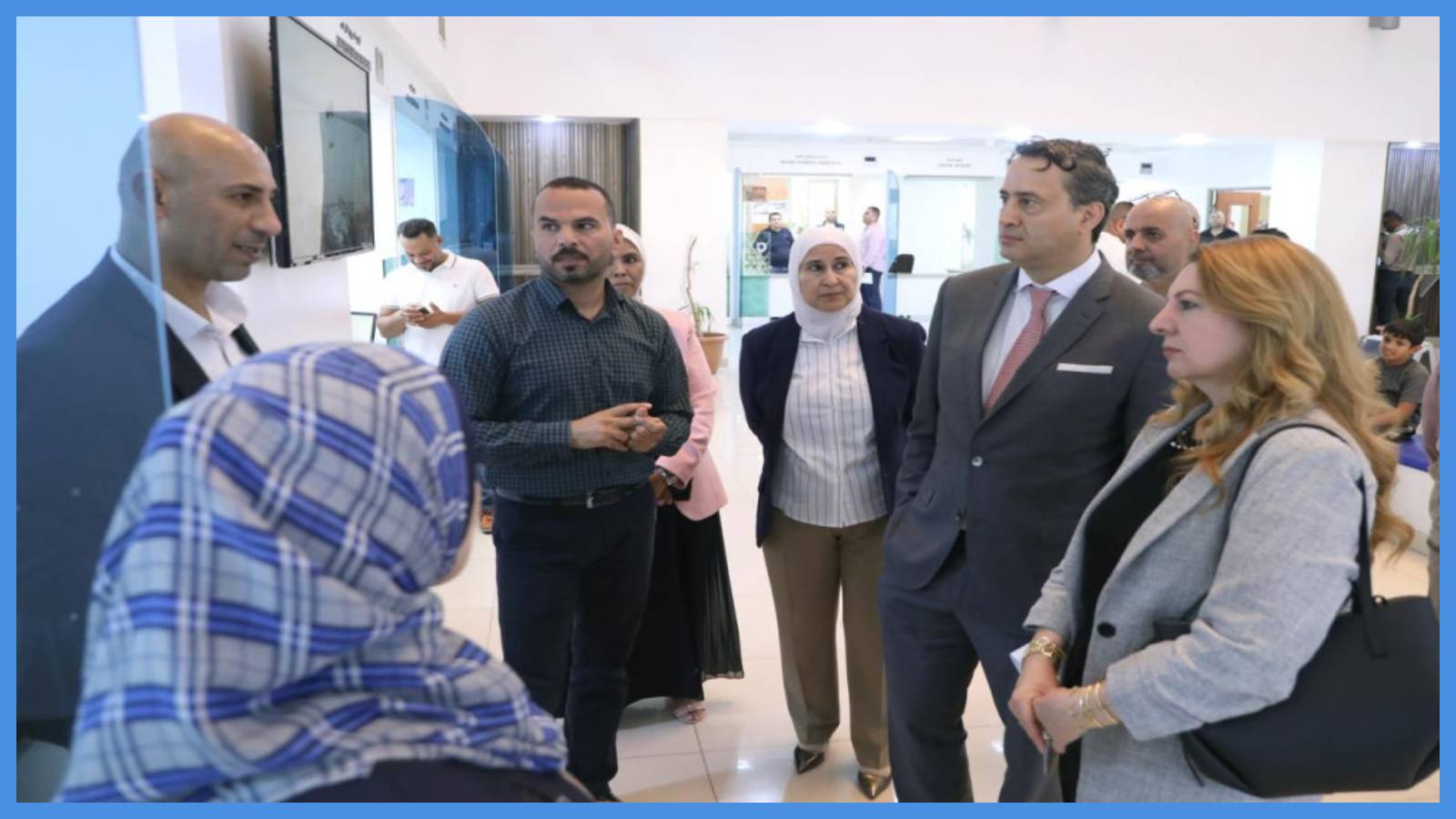 خطط لتوسيع البوابات الإلكترونية لخدمة المغتربين