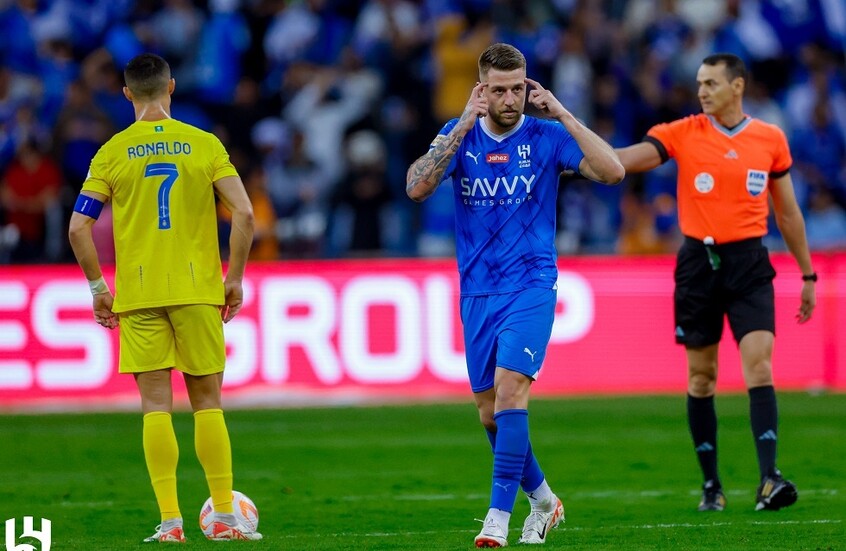 الهلال يعمق جراح رونالدو والنصر