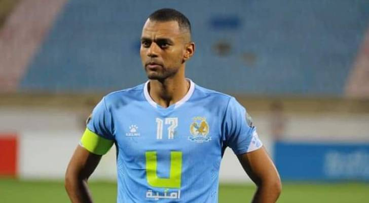 سالم العجالين يوقع لنادي البديع البحريني رسميًا