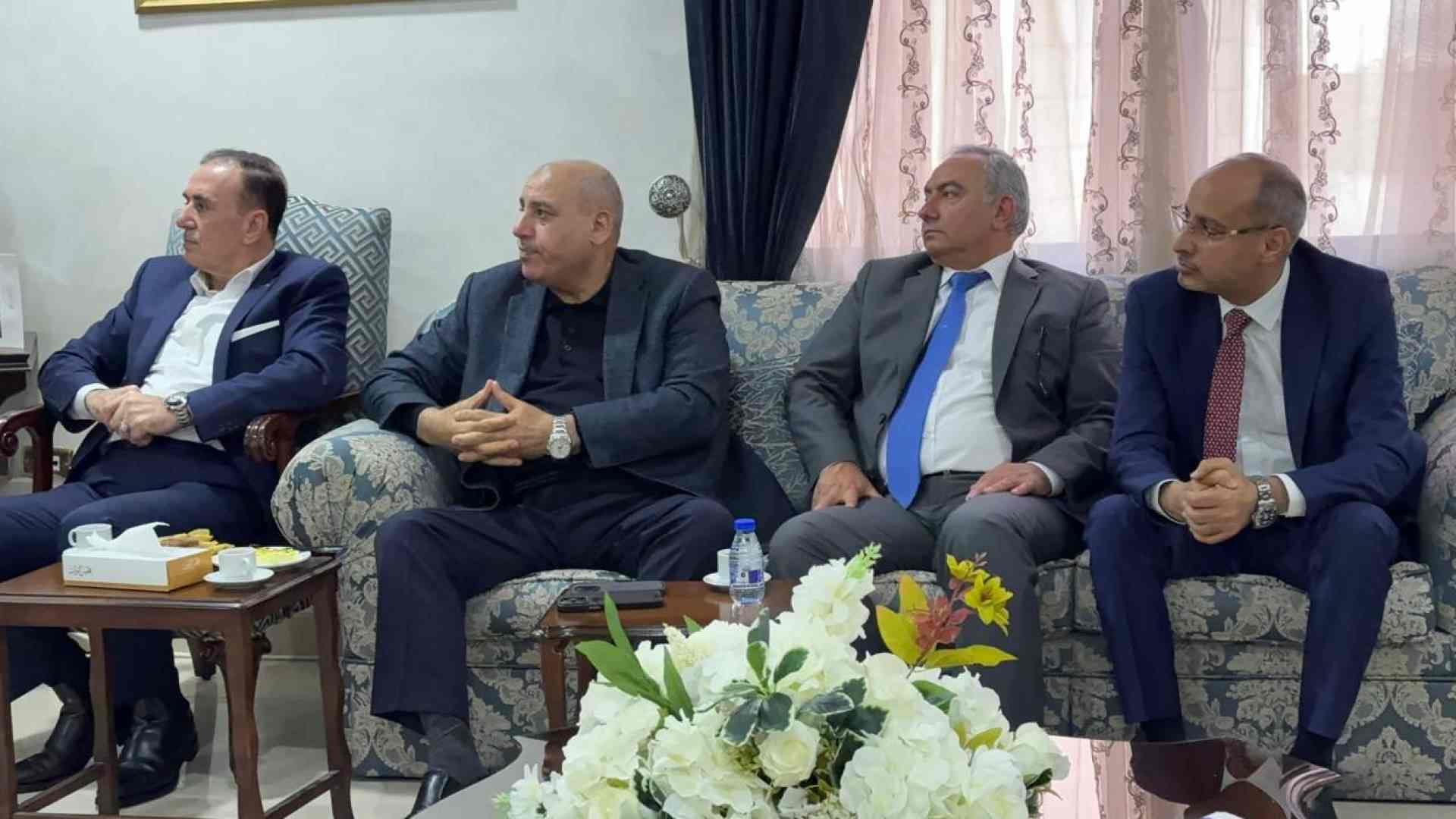 النواب يتابعون مباراة النشامى وهتافات الفوز تعمّ القبة