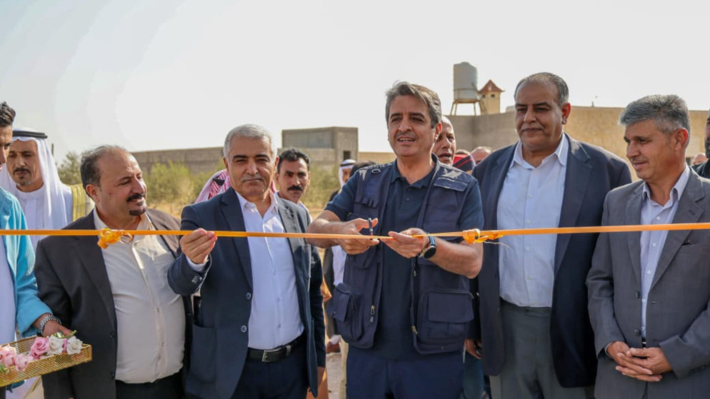 وزير الشباب يفتتح ملعب ومراكز شبابية بمحافظة معان 