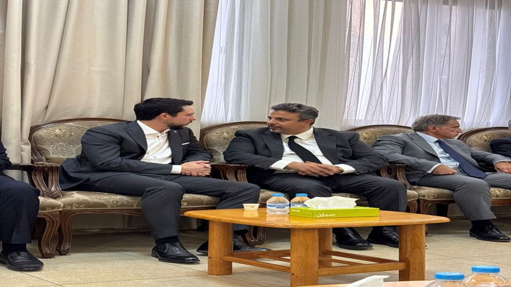 نائب الملك يعزي بوفاة والدة السفير الأردني في لندن