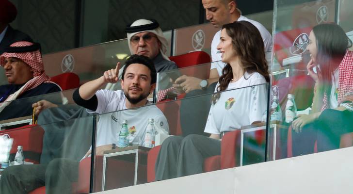 بمبادرة من ولي العهد والأميرة رجوة ..  توزيع الكنافة على جماهير سوق واقف