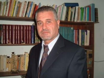 حفيدتي عاصرت حربين