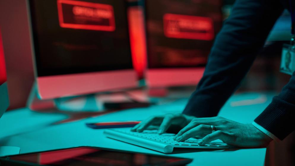 اختراق إيراني للبريد الشخصي لمدير مكتب التحقيقات الأميركي  