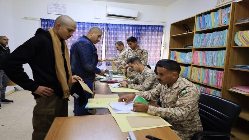 بدء إجراءات تجنيد مكلفي خدمة العلم للدفعة الأولى