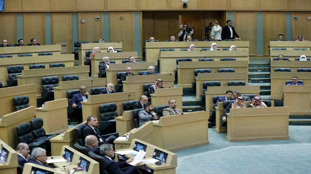 رؤساء الكتل والأحزاب النيابية يناقشون مشروع الموازنة العامة