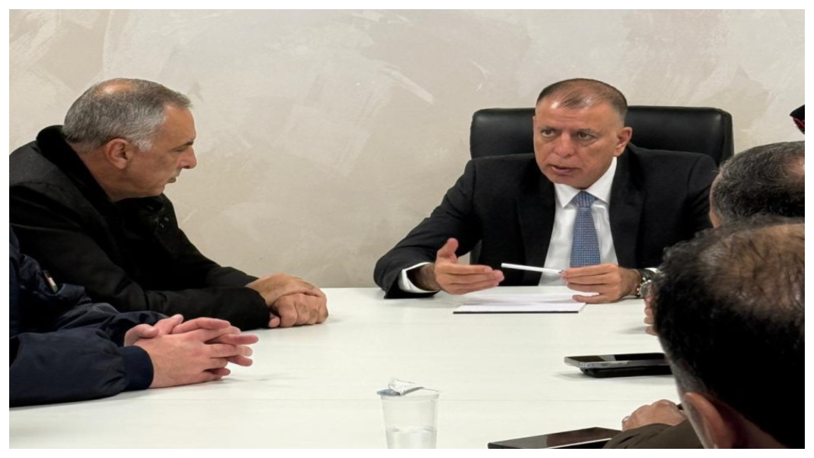 الفراية يتابع التنسيق بمواجهة المنخفض الجوي