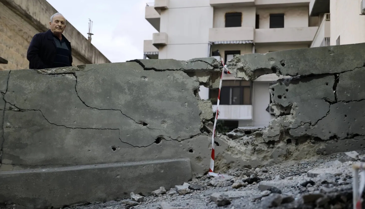 الصحة اللبنانية: مقتل 6 أشخاص وإصابة 8 في غارات إسرائيلية