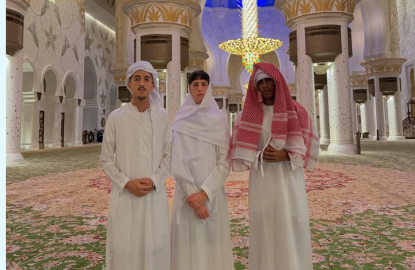 لامين جمال: زيارة مسجد الشيخ زايد منحتني شعورًا بالسلام 