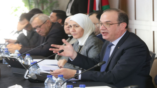 بحث آليات تنفيذ مشروع تطوير قاعدة بيانات جيومكانية وطنية موحدة