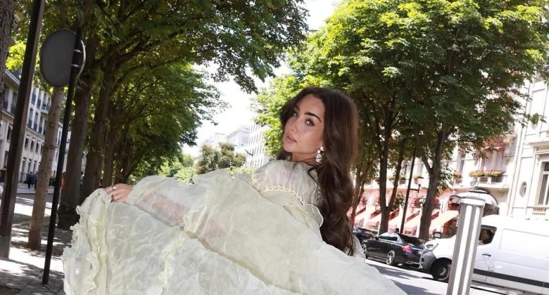 إطلالة بوهيمية أنيقة لهنا الزاهد بتوقيع Zimmermann