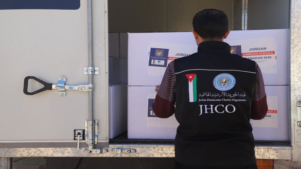 الخيرية الهاشمية تباشر توزيع طرود غذائية في عدد من محافظات المملكة