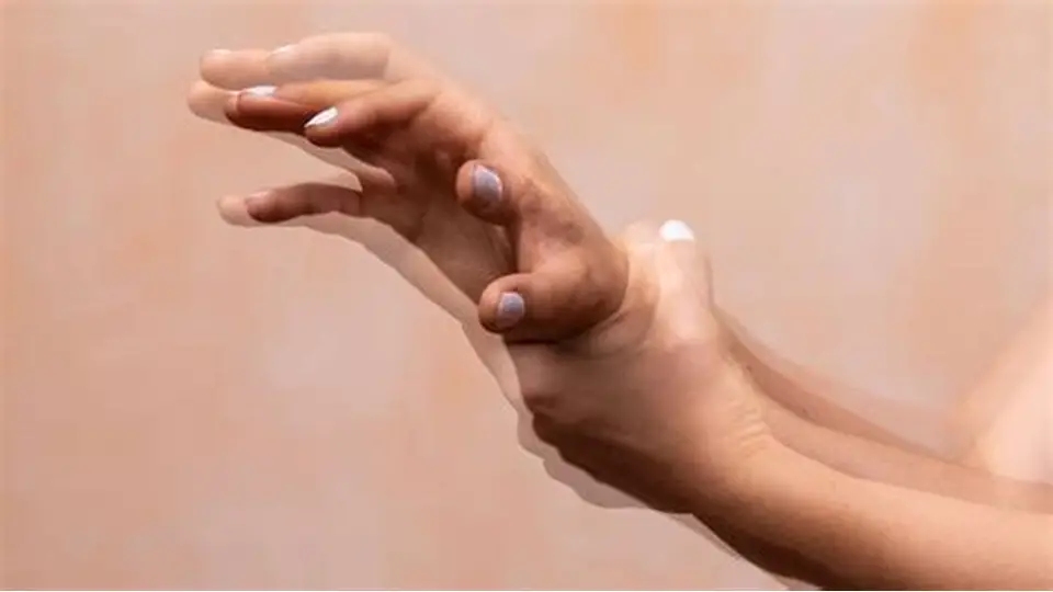 أسباب رجفة الجسم