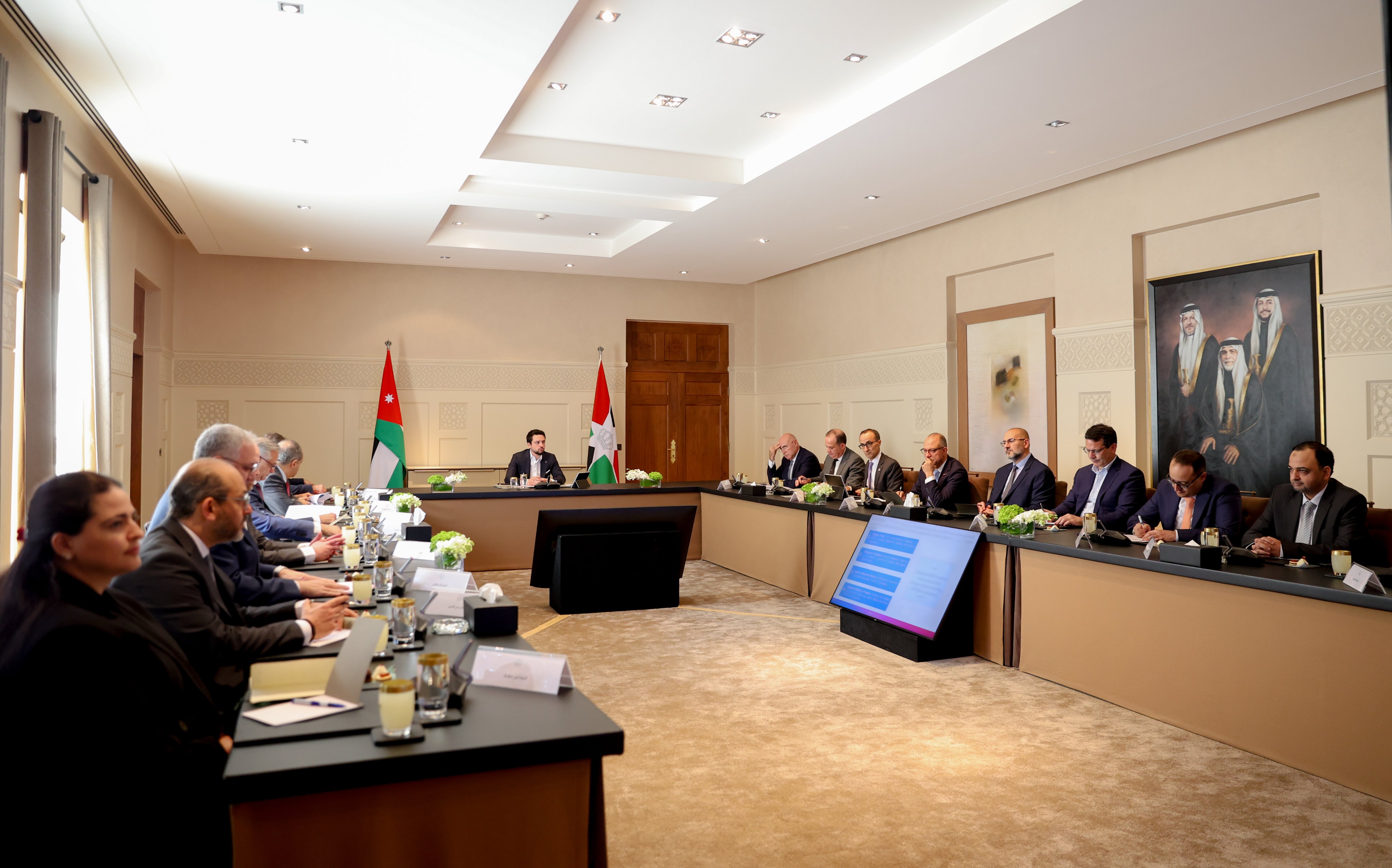 ولي العهد يتابع سير العمل بمشاريع المجلس الوطني لتكنولوجيا المستقبل